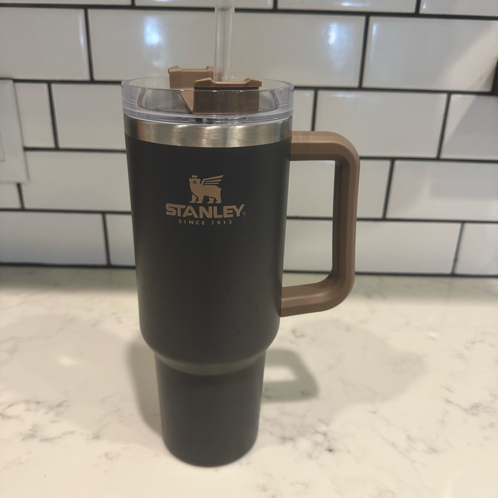 Stanley Quencher Tumbler 40oz